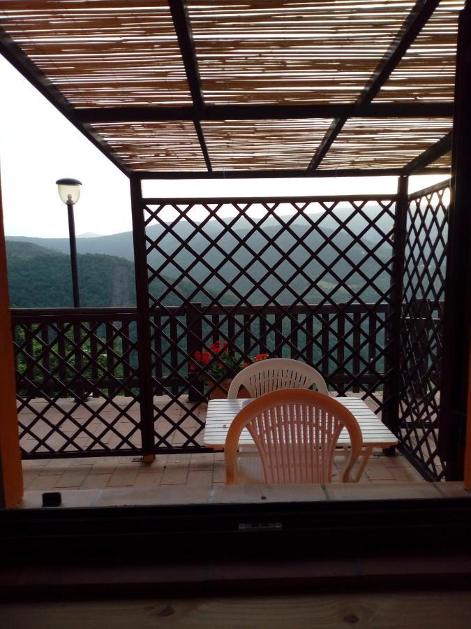 Serra San Quirico Agriturismo Becerca Vegan מראה חיצוני תמונה