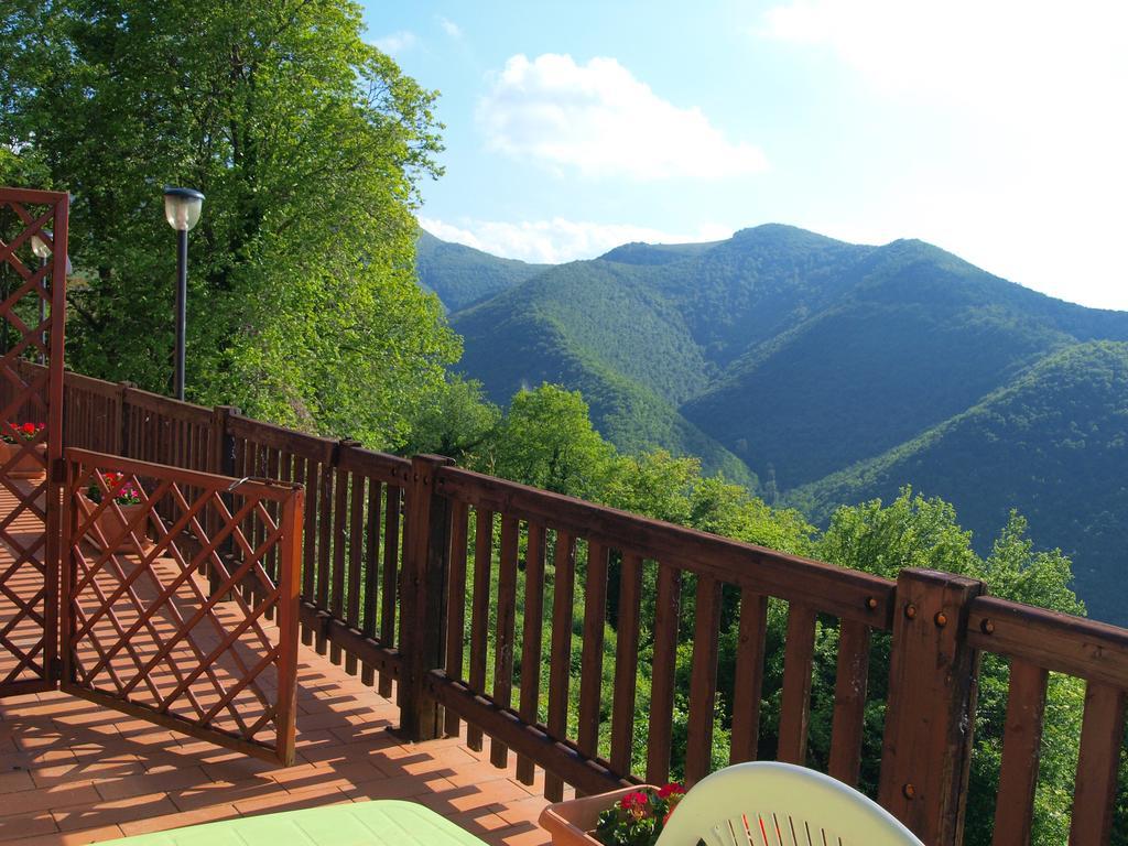 Serra San Quirico Agriturismo Becerca Vegan מראה חיצוני תמונה